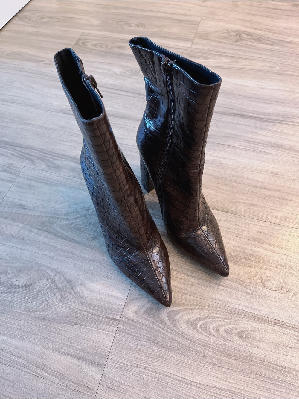 Jeffrey Campbell Siren 3 Croc-Embossed Pointed Toe Ankle Boots Chocolate Brown